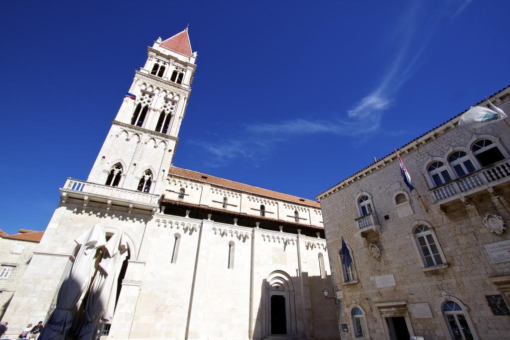 Apartment Fabijanko Oldtown Trogir Exterior foto