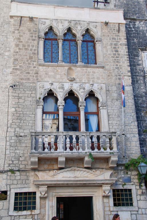 Apartment Fabijanko Oldtown Trogir Exterior foto